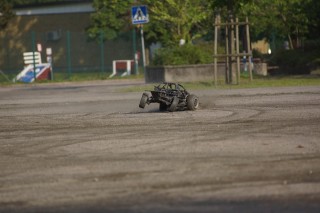 02.jpg